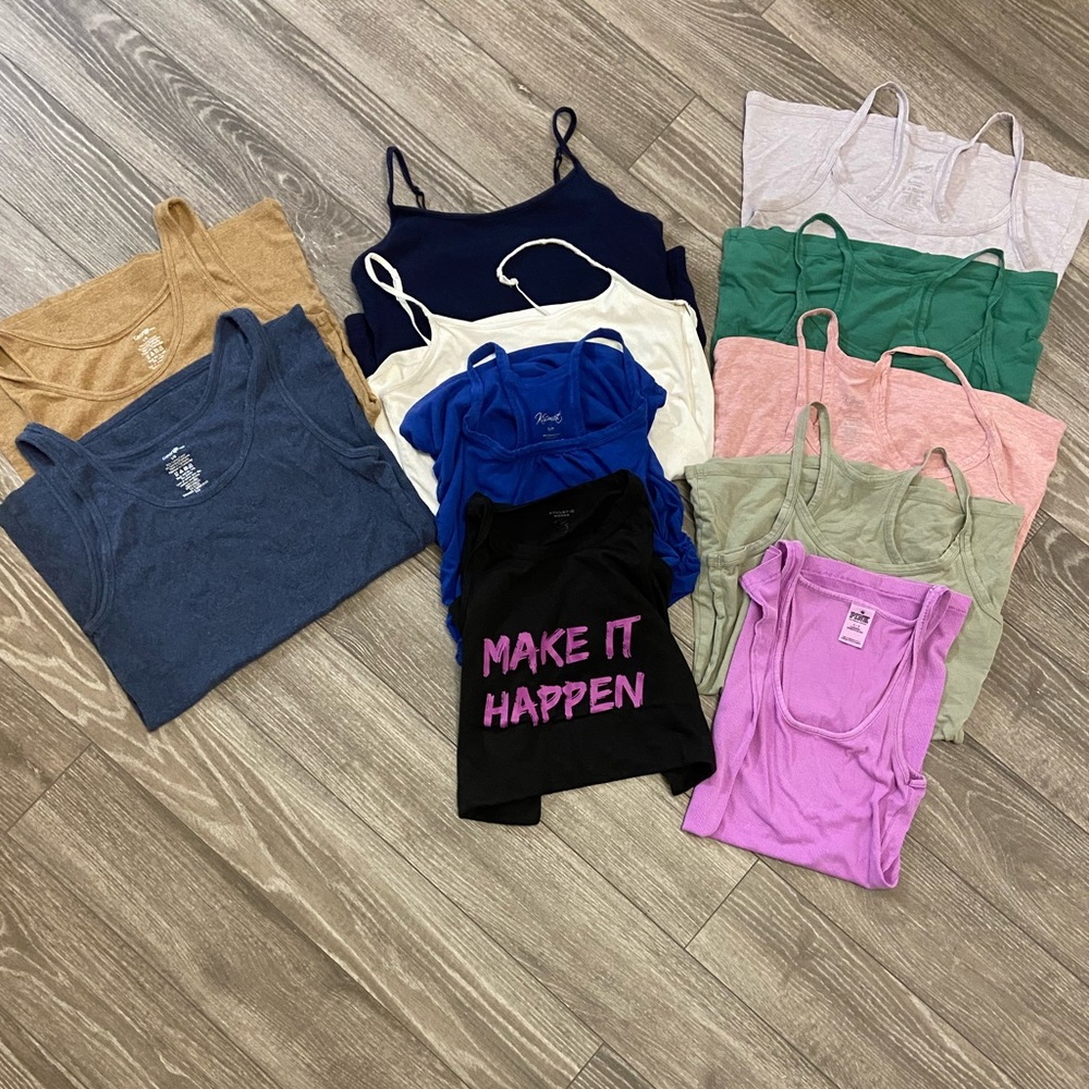 Womens Tank Top Bundle S/M